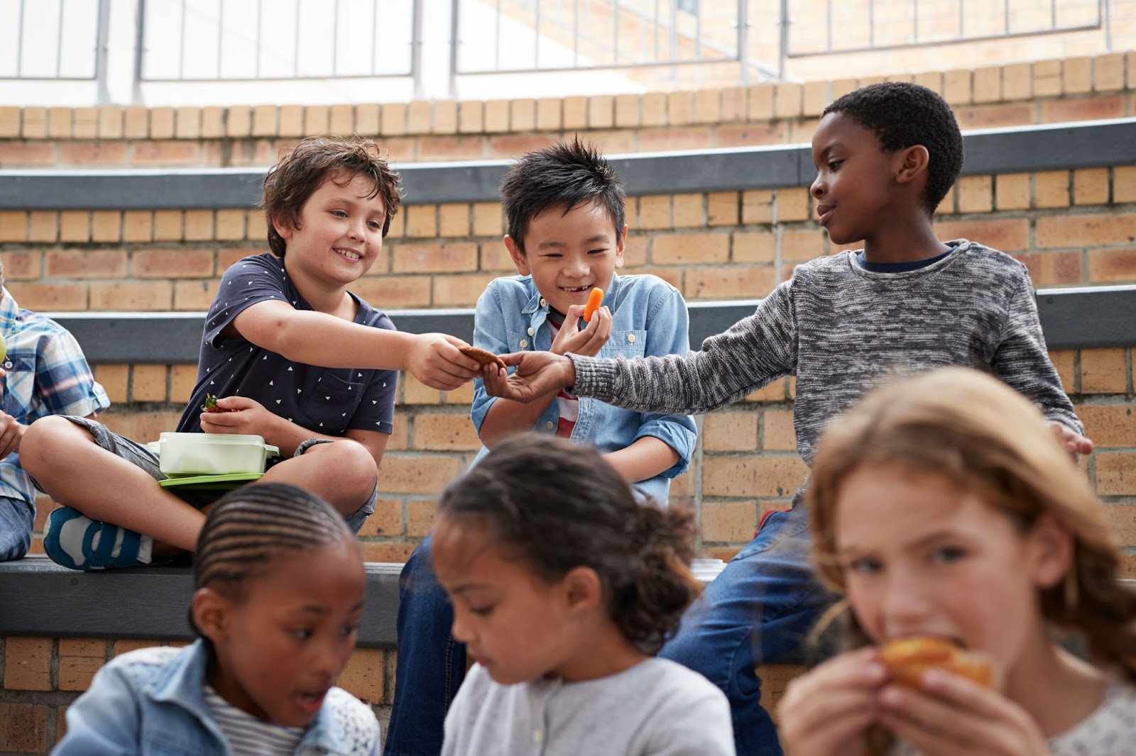 Banner da matéria Lancheira saudável: nutricionista dá 7 dicas de lanches para crianças