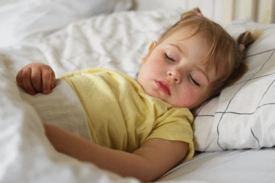 Como criar uma rotina do sono que ajude seu filho a dormir melhor