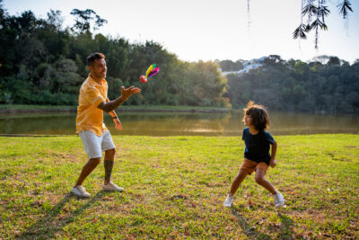 8 brincadeiras indígenas para ensinar cultura e divertir as crianças